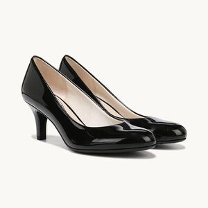 Life Stride Parigi Pumps Black Patent Classic Heels Size 7 NEW IN BOX